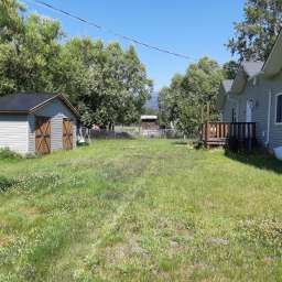 Additional storage space and rear shared yard